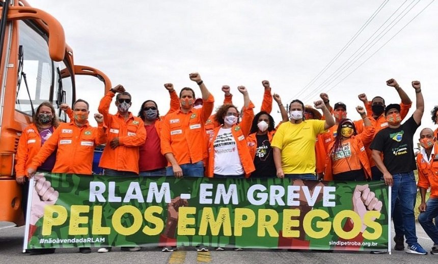 Petroleiros da Bahia suspendem greve após Petrobras propor retomada de negociações