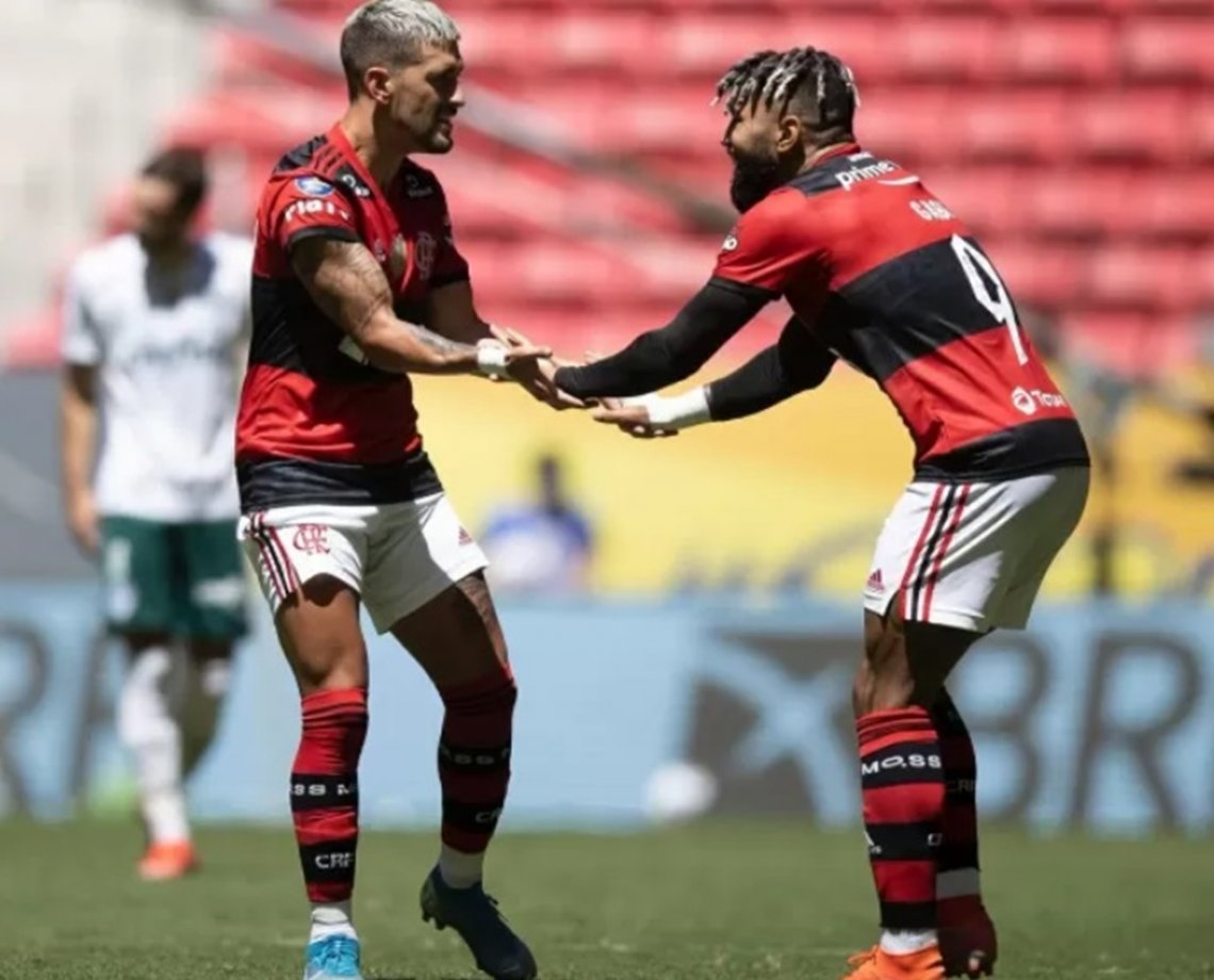 Flamengo bate Palmeiras nos pênaltis e é bicampeão da Supercopa do Brasil