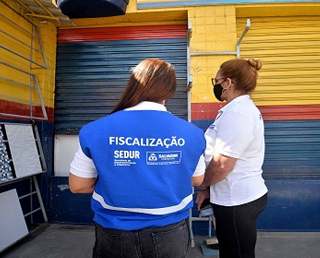 Prefeitura cria operação para impedir "Feira do Rolo" na pandemia; outras 36 lojas também foram interditadas