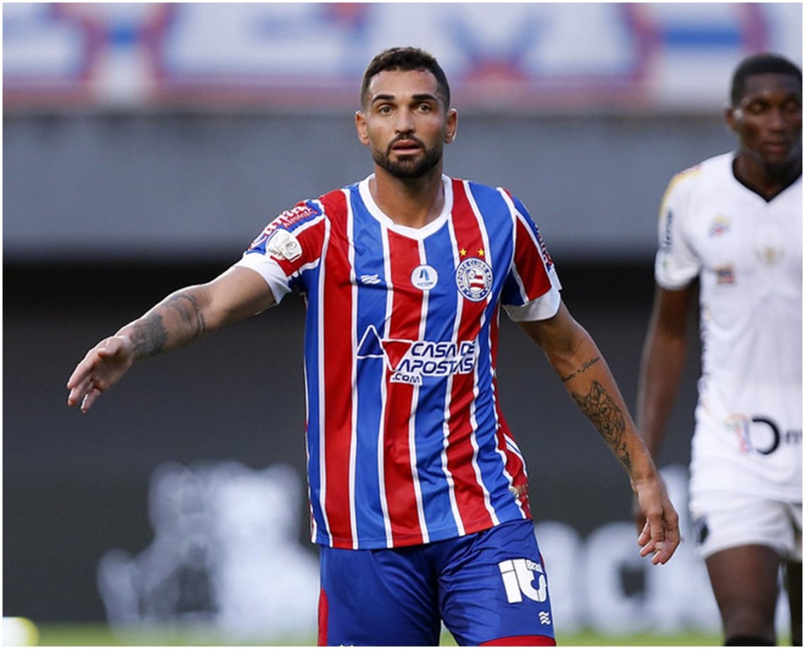 Bahia tenta renova&ccedil;&atilde;o de v&iacute;nculo com Gilberto, mas Bellintani afirma: "&eacute; muito dif&iacute;cil"; clube j&aacute; mira outra centrovante 