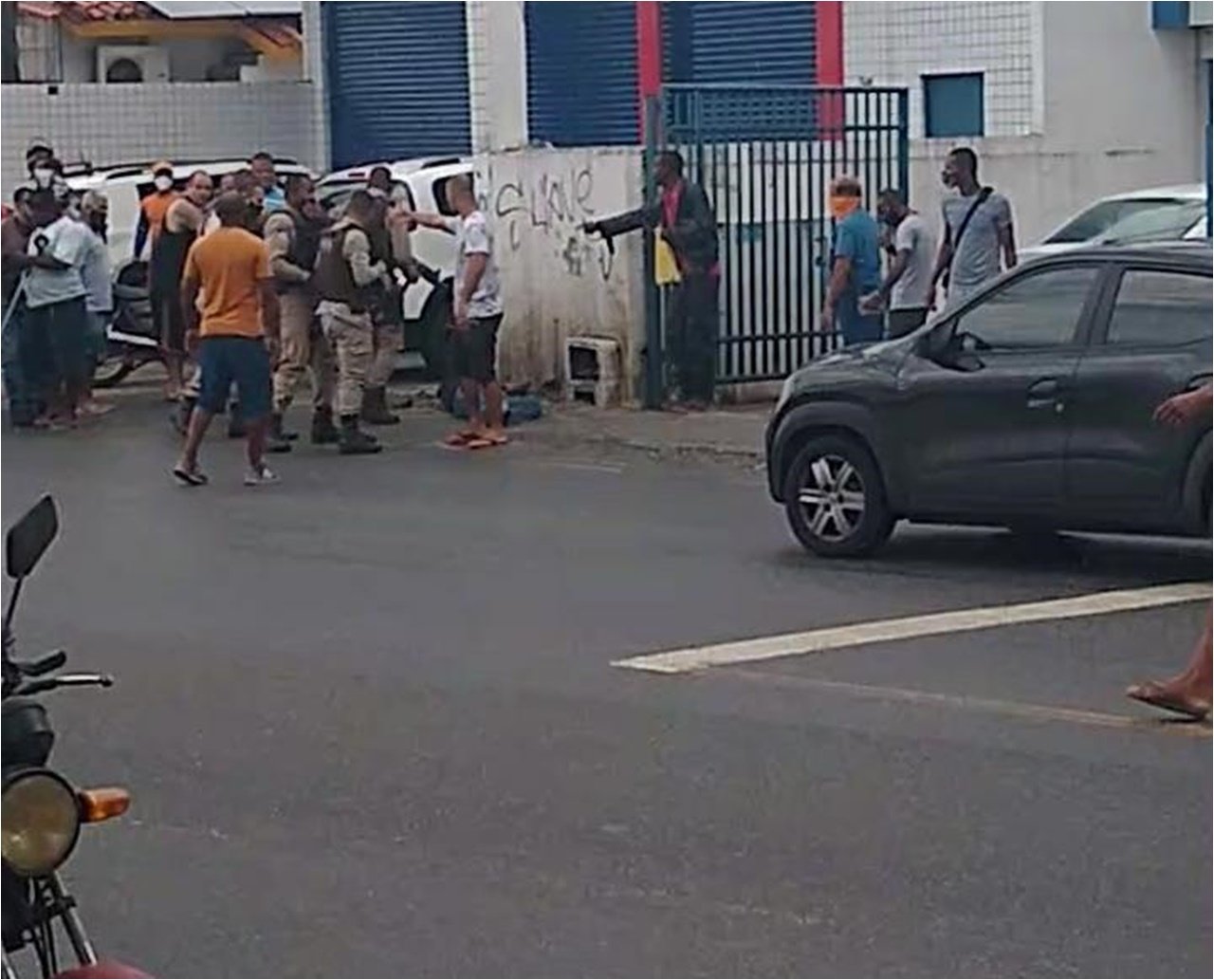 Soldado da PM é morto durante troca de tiros no Resgate e megaoperação é deflagrada na região 