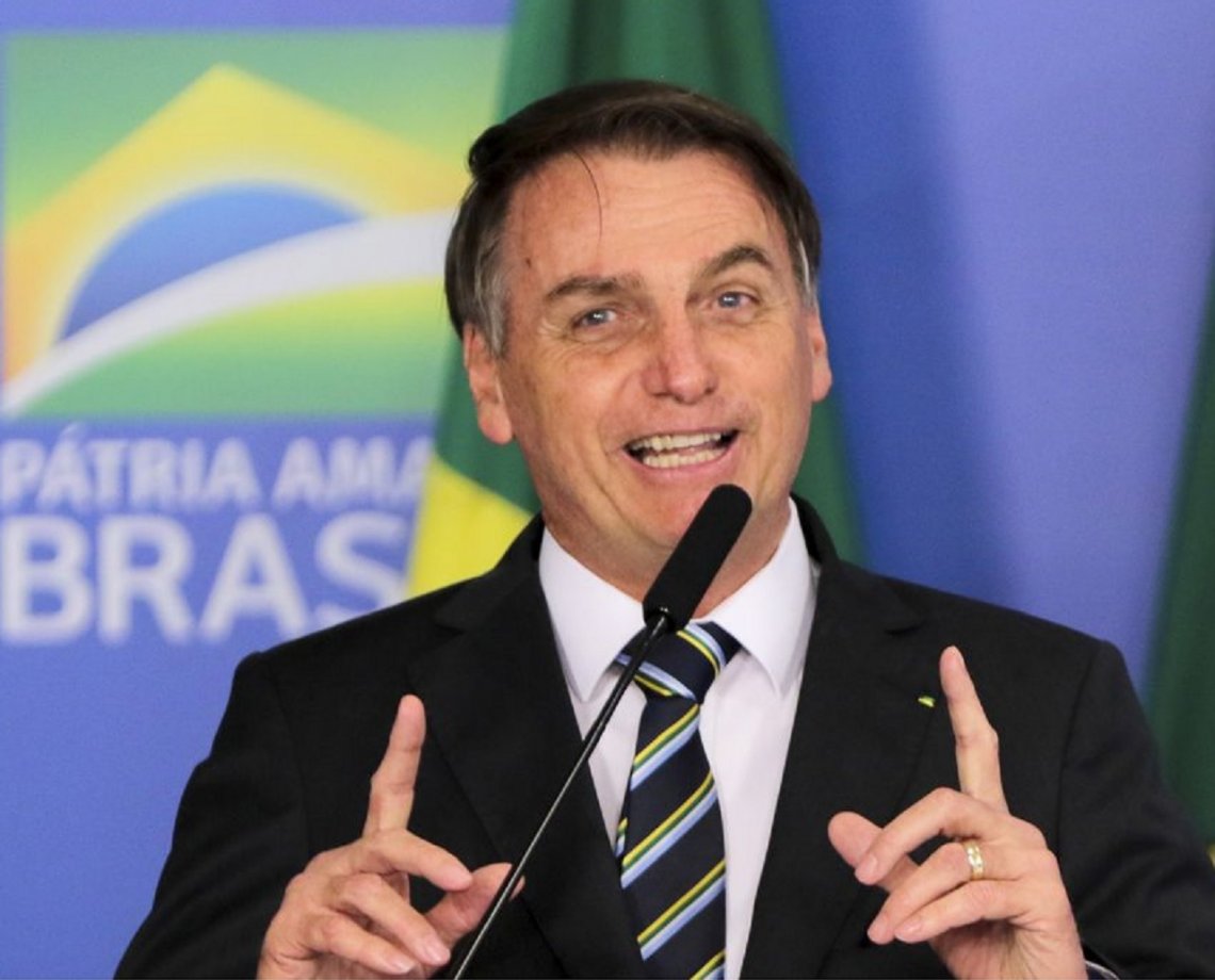 Bolsonaro desembarca em Salvador nesta segunda para inauguração de rodovia na Bahia