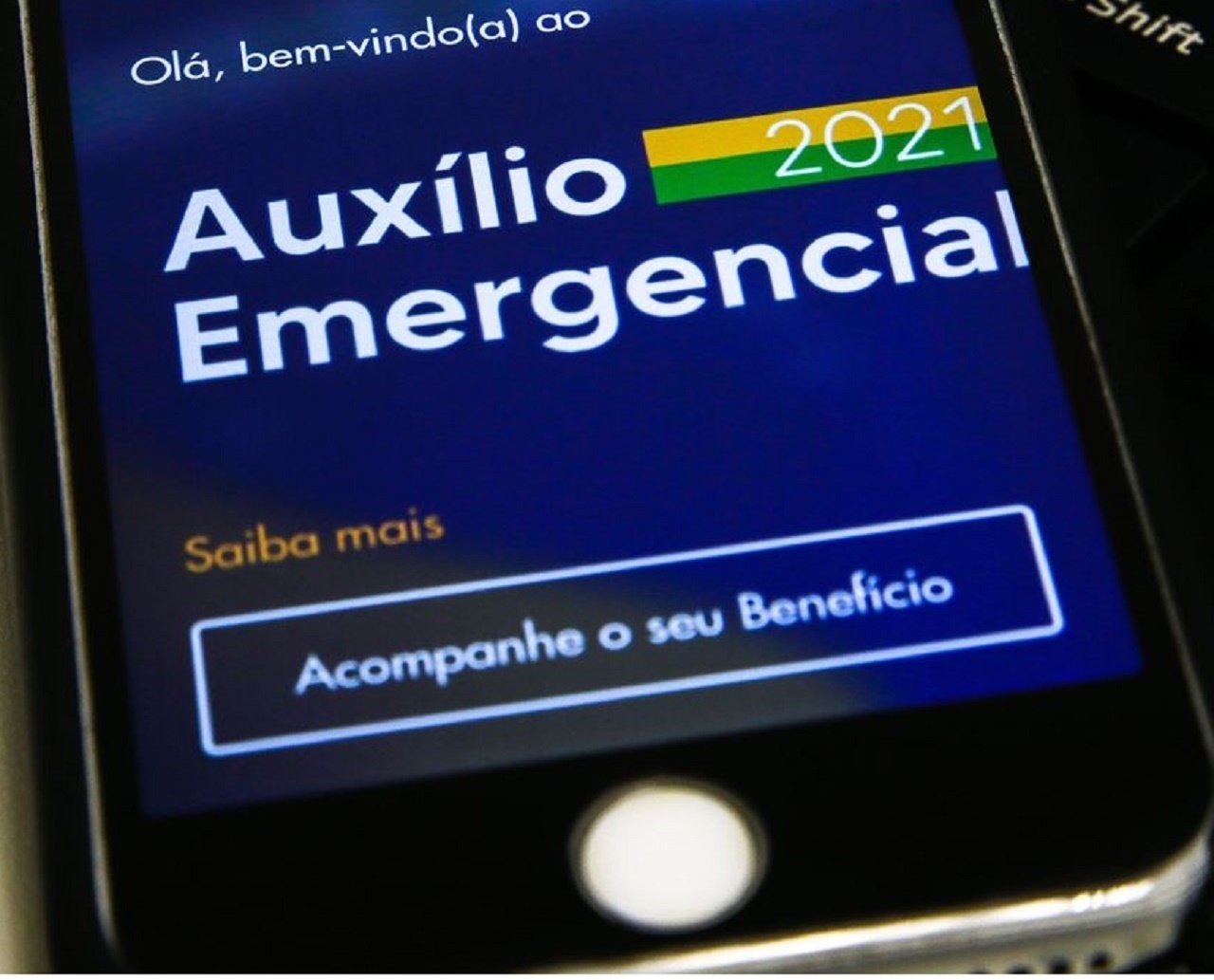 Caixa paga auxílio emergencial a nascidos em dezembro; veja calendário completo