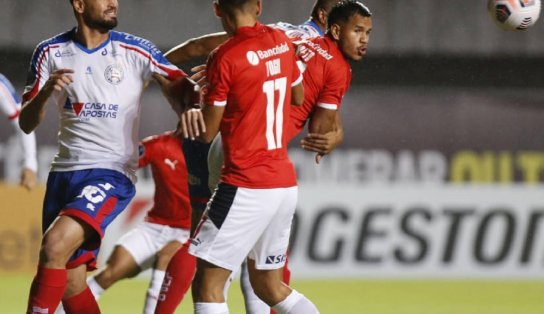 Sul-Americana: Bahia busca empate com Independiente, mas desperdiça pênalti e chance de liderar o grupo