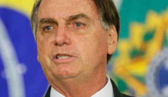 Bolsonaro parabeniza ação com 28 mortos no Rio; "traficantes que matam, roubam e destroem famílias" 