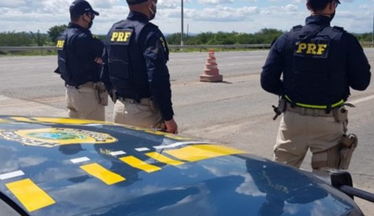 Quarteto suspeito de invadir e furtar residência Pernambuco acaba preso pela PRF em Jaguaquara