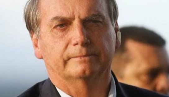 "Tem uma turma que quer votar nesse filho do capeta", diz Bolsonaro em referência a Lula