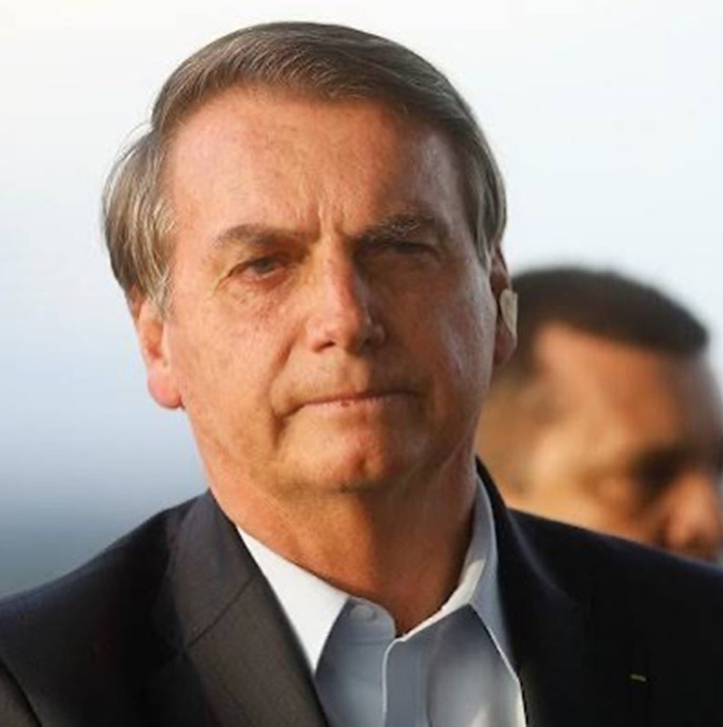 "Tem uma turma que quer votar nesse filho do capeta", diz Bolsonaro em referência a Lula