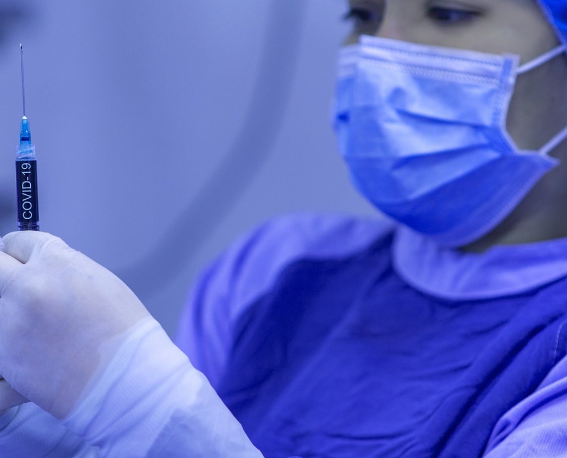 Brasil pode ter nova onda da Covid-19, com previsão de 750 mil mortes até 27 de junho, dizem cientistas