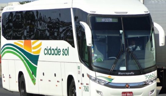 Assalto a ônibus na BA-093 deixa dois passageiros feridos e suspeito é detido pouco depois do crime