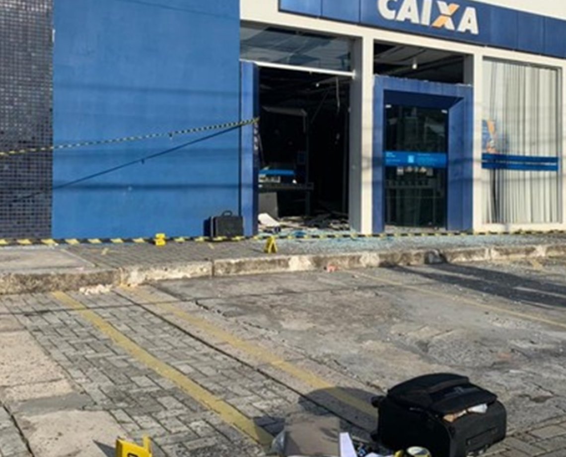 Horas após reunião da SSP e Polícias para definir estratégias contra ataques a bancos, bandidos explodem agência em Stella Maris
