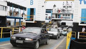 Movimento é tranquilo no sistema ferry-boat na tarde desta quarta-feira