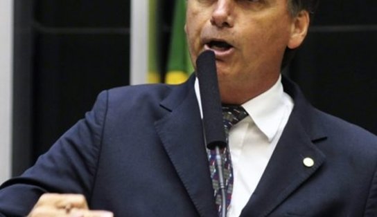 "No que depender de mim, haverá Copa América", diz Bolsonaro