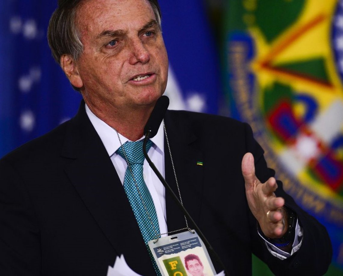 Bolsonaro diz que CPI é um "fiasco" e que Calheiros como relator é uma "piada"