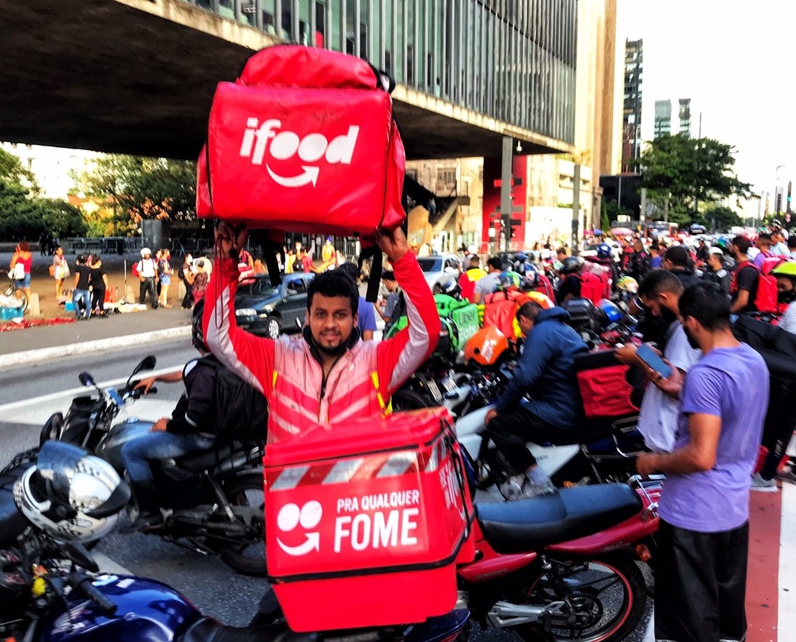 'Prática abusiva': iFood é notificado pelo Procon da Bahia por cobrar pedido mínimo para entrega