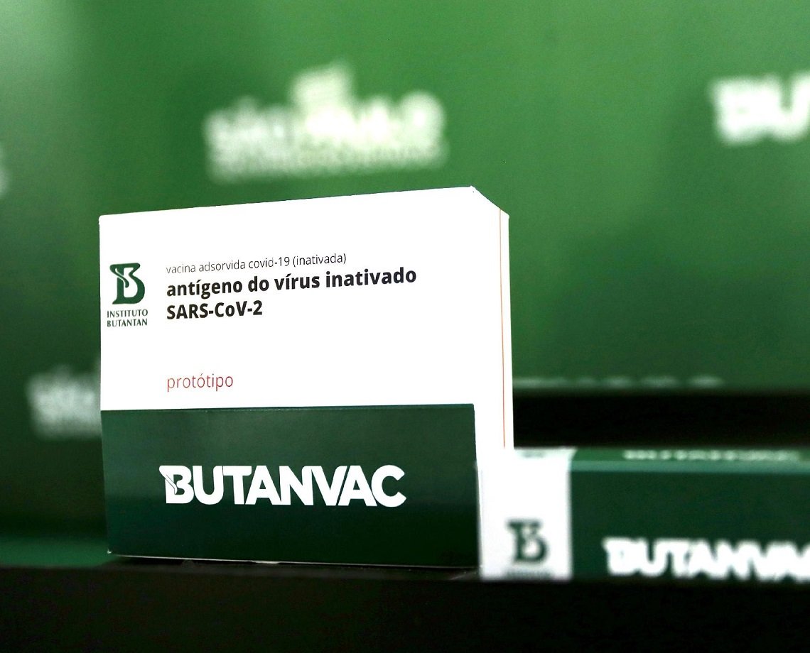 Vacina do Butantan 100% nacional vai iniciar testes clínicos em humanos após aval da Anvisa