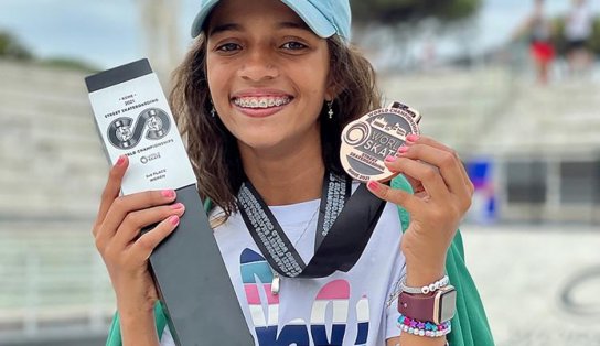 Rayssa Leal fica com o bronze no Mundial de Street; atleta de 13 anos garantiu vaga na Olimpíada de Tóquio