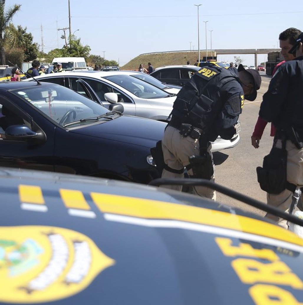 Todo errado: sem carteira e embriagado, motorista é preso após se envolver em acidente no Oeste da Bahia