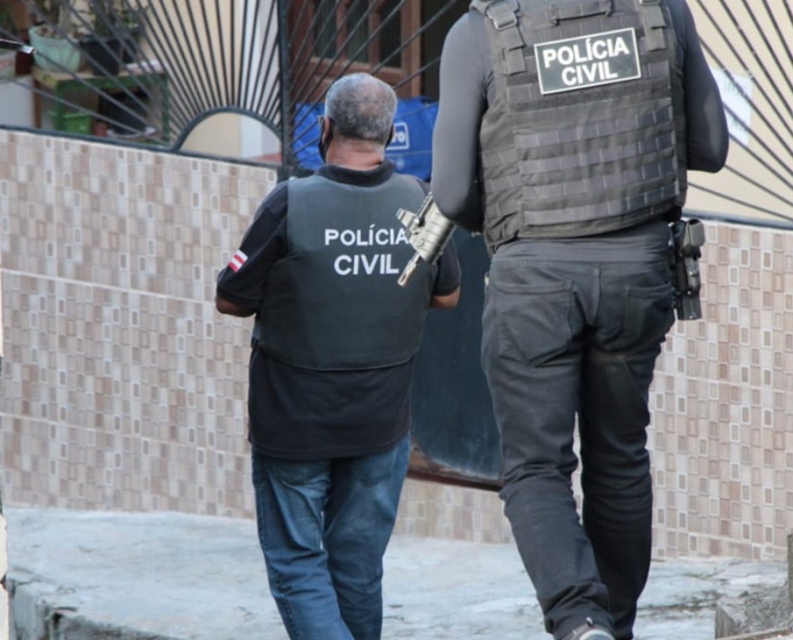 Dupla é presa durante mais uma fase da Operação Lilith, que realiza diligências e capturas de foragidos da Justiça