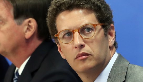 Alvo de investigações, Ricardo Salles pede demissão do Ministério do Meio Ambiente