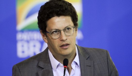 Ricardo Salles pediu demissão do Ministério do Meio Ambiente após saber de pedido de prisão, diz jornal