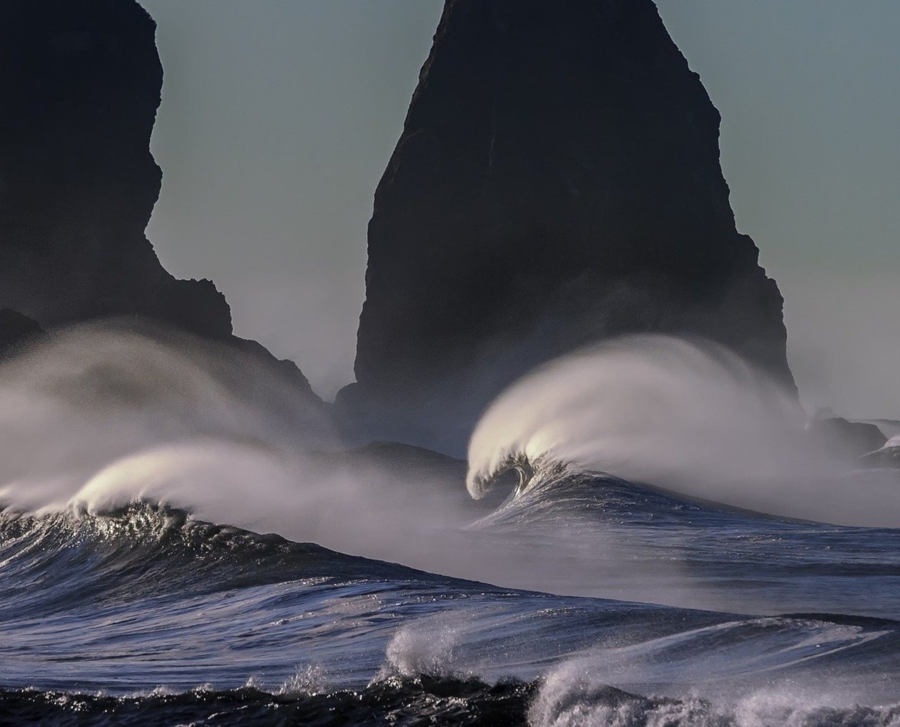 Ciclone no mar da Bahia: Marinha emite alerta após descobrir que ventos podem passar dos 30 km/h