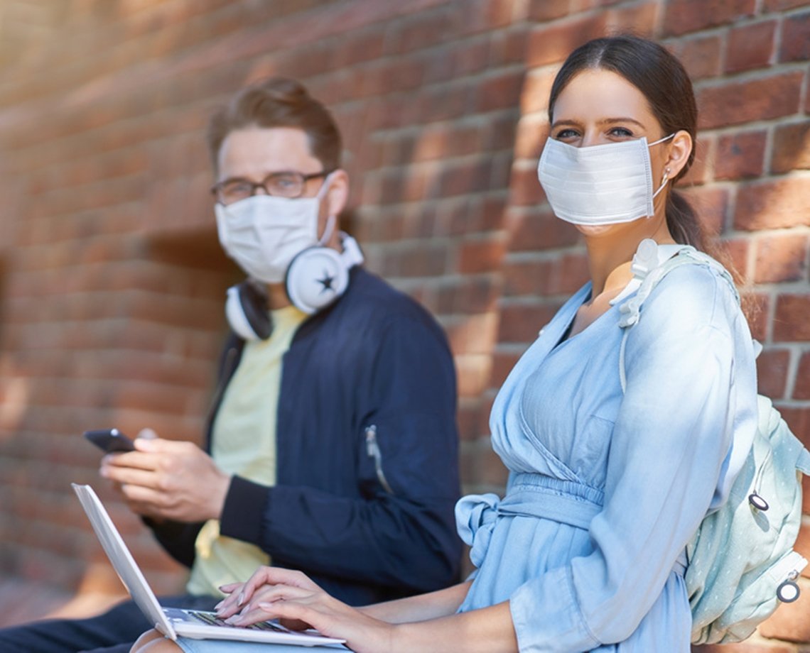 Matrículas em faculdades particulares devem aumentar com vacinação, aponta estudo