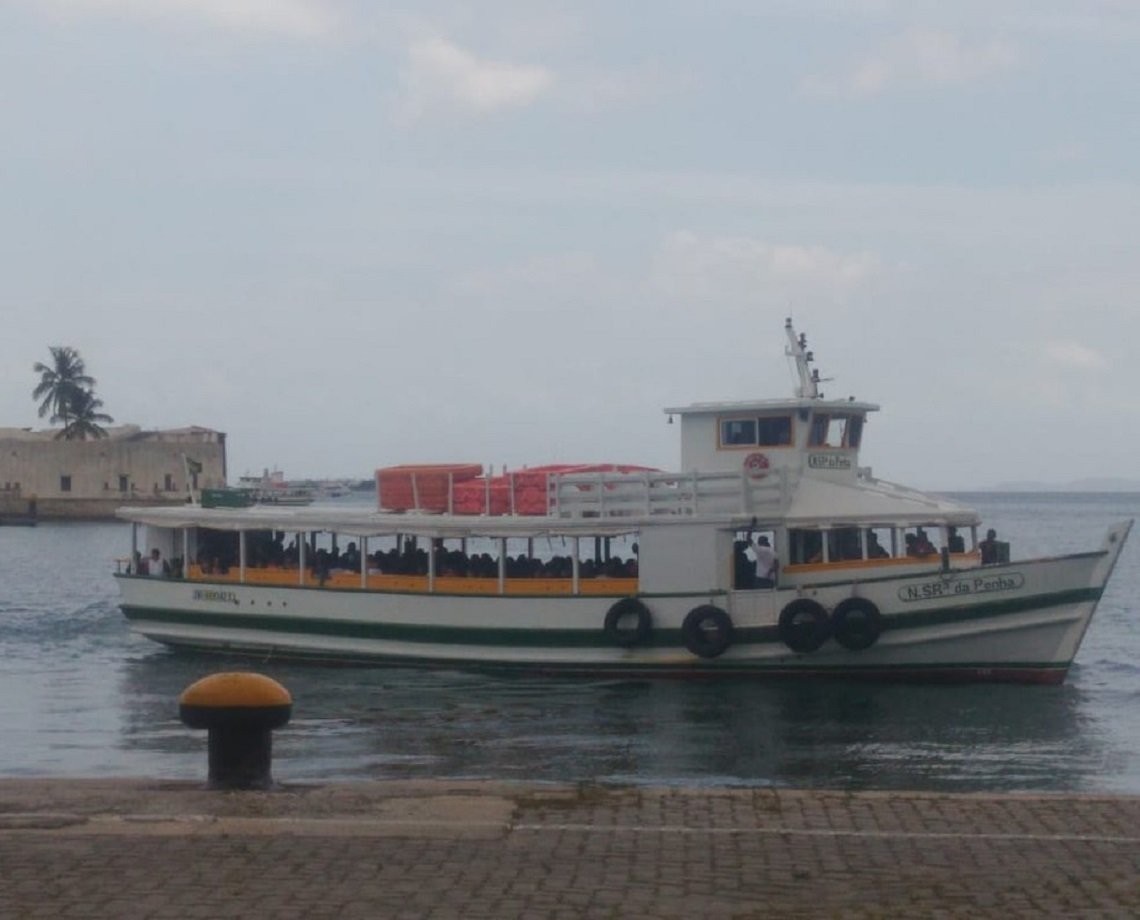 Com tempo fechado, travessia Salvador-Mar Grande é suspensa nesta sexta-feira