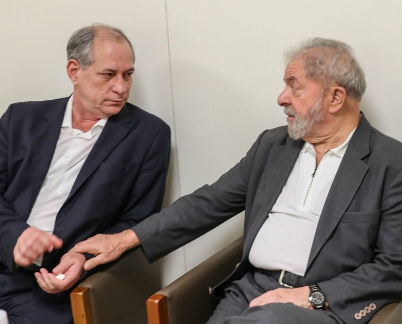 Ciro está crente que vai enfrentar Lula no segundo turno em 2022; "muito provável"