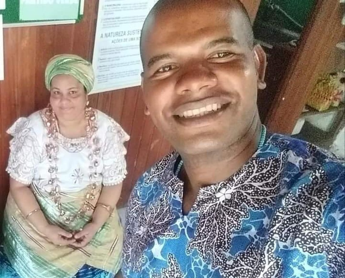 Com axé: noivos apaixonados há 25 anos celebram primeiro casamento religioso afro-brasileiro na Pedra de Xangô