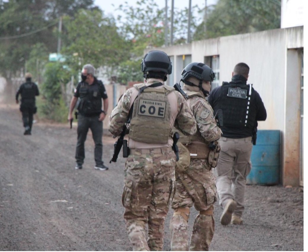 Criminosos envolvidos em ataques a bancos são alvos de operação da Polícia Civil na Bahia nesta quinta-feira