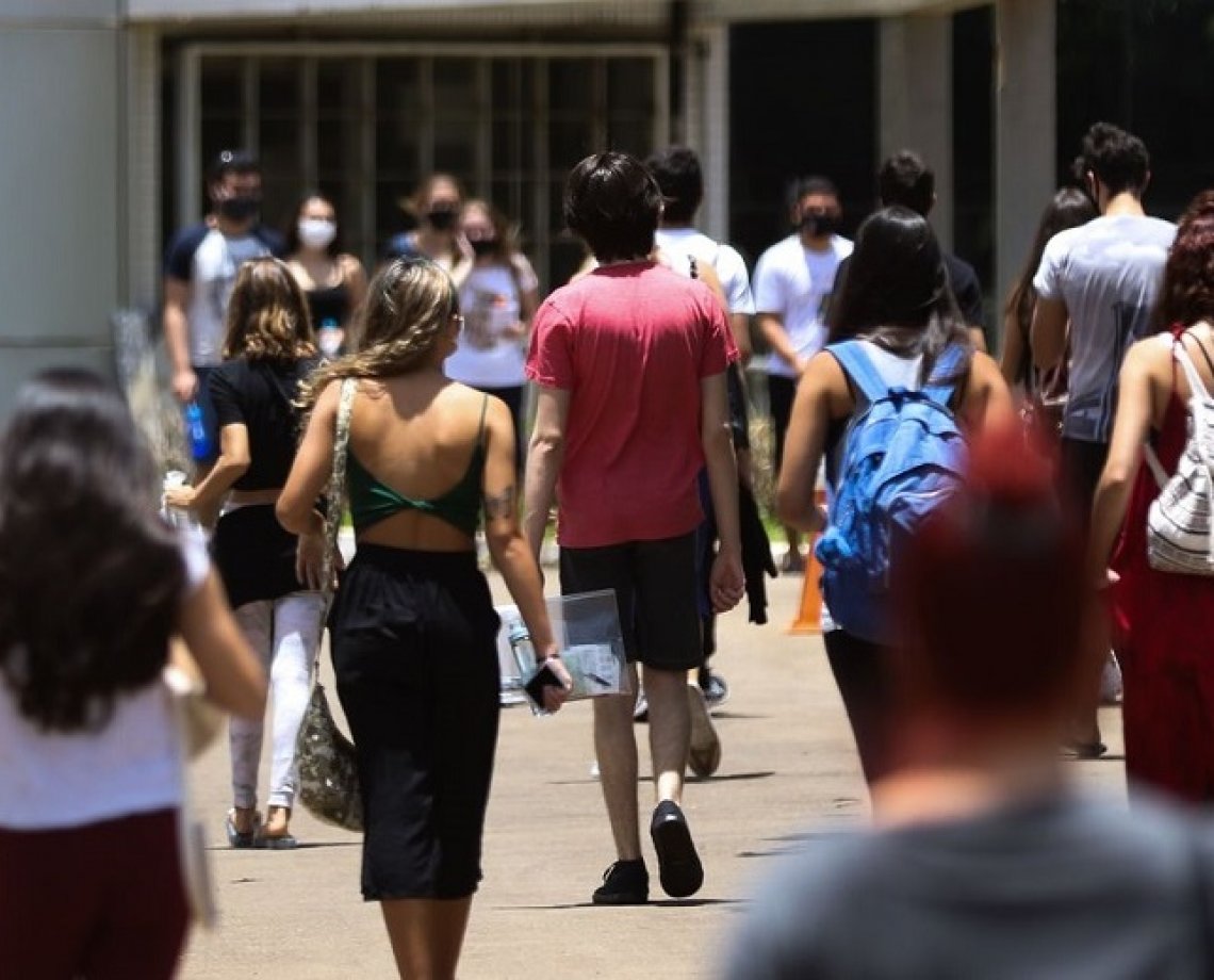 Prazo de adesão de universidades públicas ao Sisu acaba nesta sexta-feira; seleção é referente à segunda edição de 2021