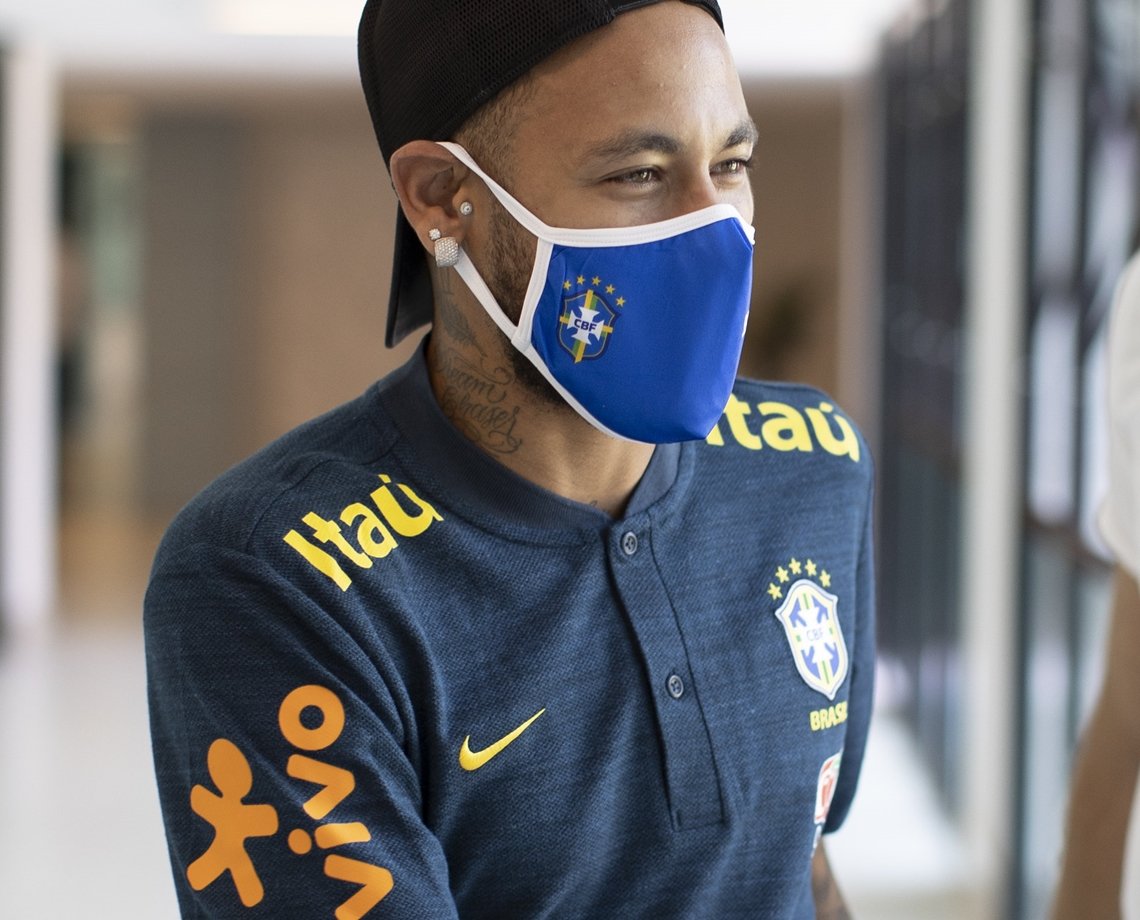 Conmebol fica na dúvida e decide escolher tanto Neymar quanto Messi como melhores jogadores da Copa América