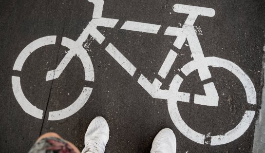 Salvador vai (doar) de bike: Bike Thru Solidário arrecada itens para crianças e adolescentes no sábado; confira