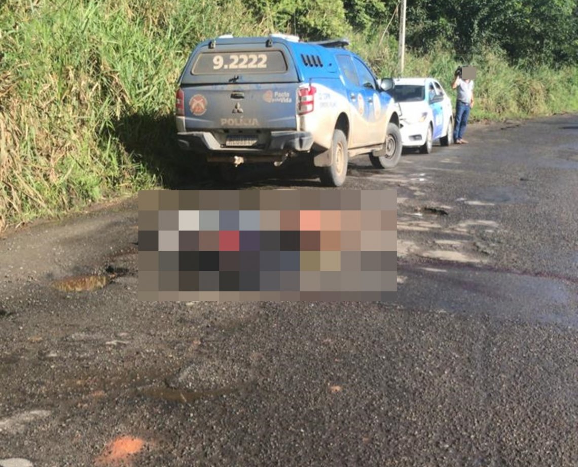 Lado a lado, mulheres são executadas e "desovadas" em região deserta de Simões Filho; mistério para a polícia