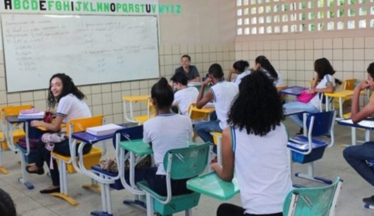 Contar com escola em tempo integral pode virar realidade em Camaçari; entenda