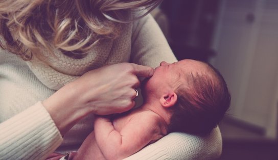 Cuidar dos filhos passa a ser considerado trabalho e contará para aposentadoria na Argentina