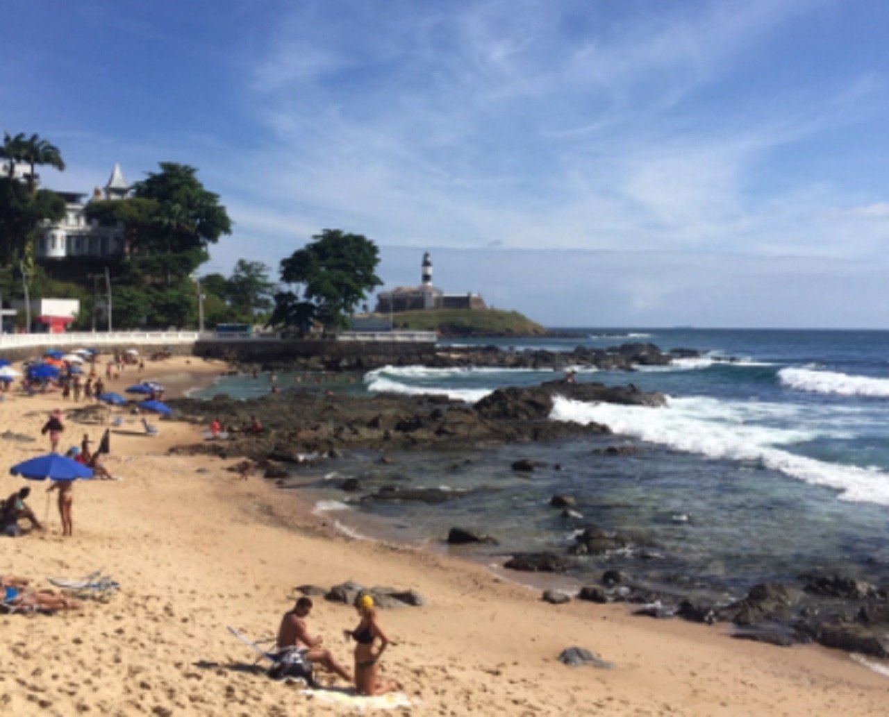 Praias vão abrir todos os dias e horários de bares e restaurantes são ampliados em Salvador; confira novas determinações