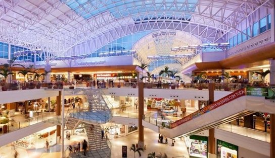 Pisos táteis e placas em braille nos shoppings, já pensou? Vereador de Salvador, sim