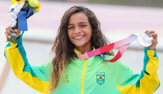 Fadinha: aos 13 anos, Rayssa Leal fatura prata no skate em Tóquio e se torna a atleta mais jovem a ganhar medalha para o Brasil