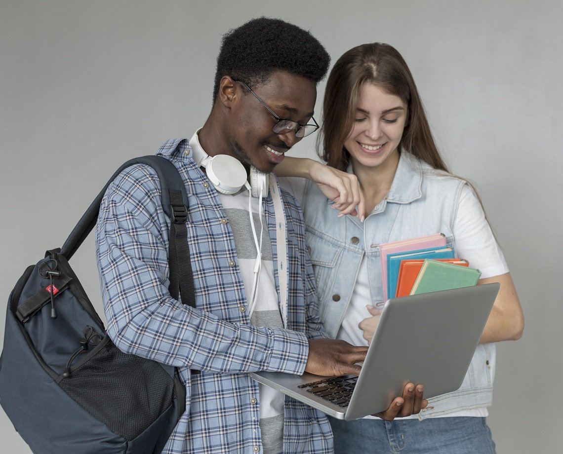 De graça: USP oferece 4,9 mil vagas em cursos online na área de humanas; inscrições estão abertas