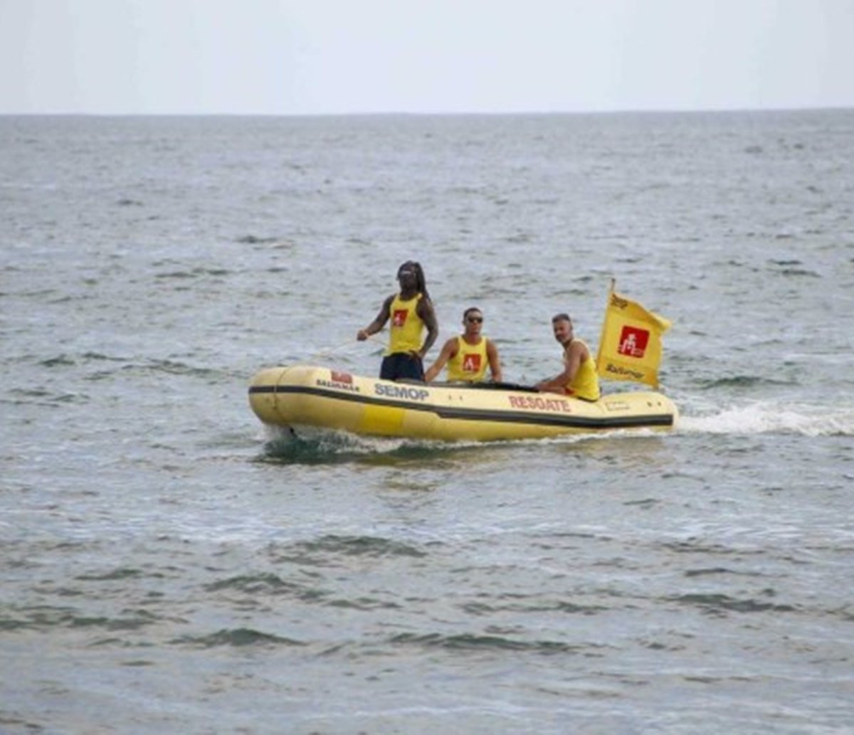 Mar revolto em Salvador: perigo de mortes e possibilidade de cancelamento dos passeios de lancha "instagramáveis" 