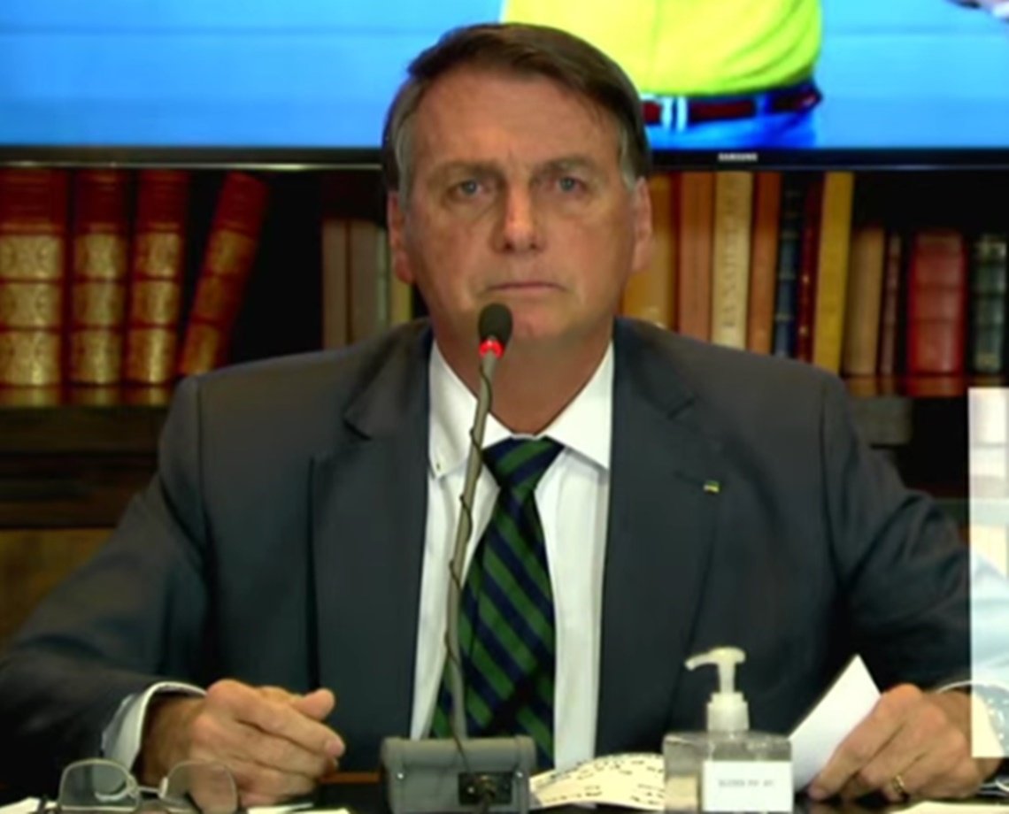 Tempo real: TSE desmente Bolsonaro durante live do presidente; entenda