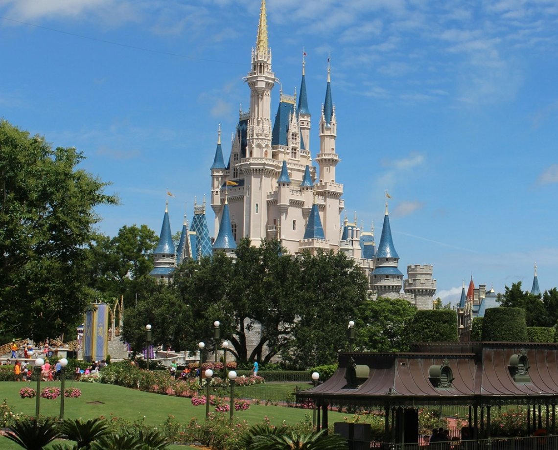Passo atrás: uso de máscara volta a ser obrigatório em todos os Parques da Disney, nos Estados Unidos