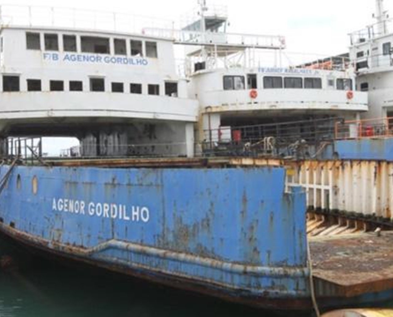 Travessia Salvador-Mar Grande está suspensa neste sábado por causa do mau tempo