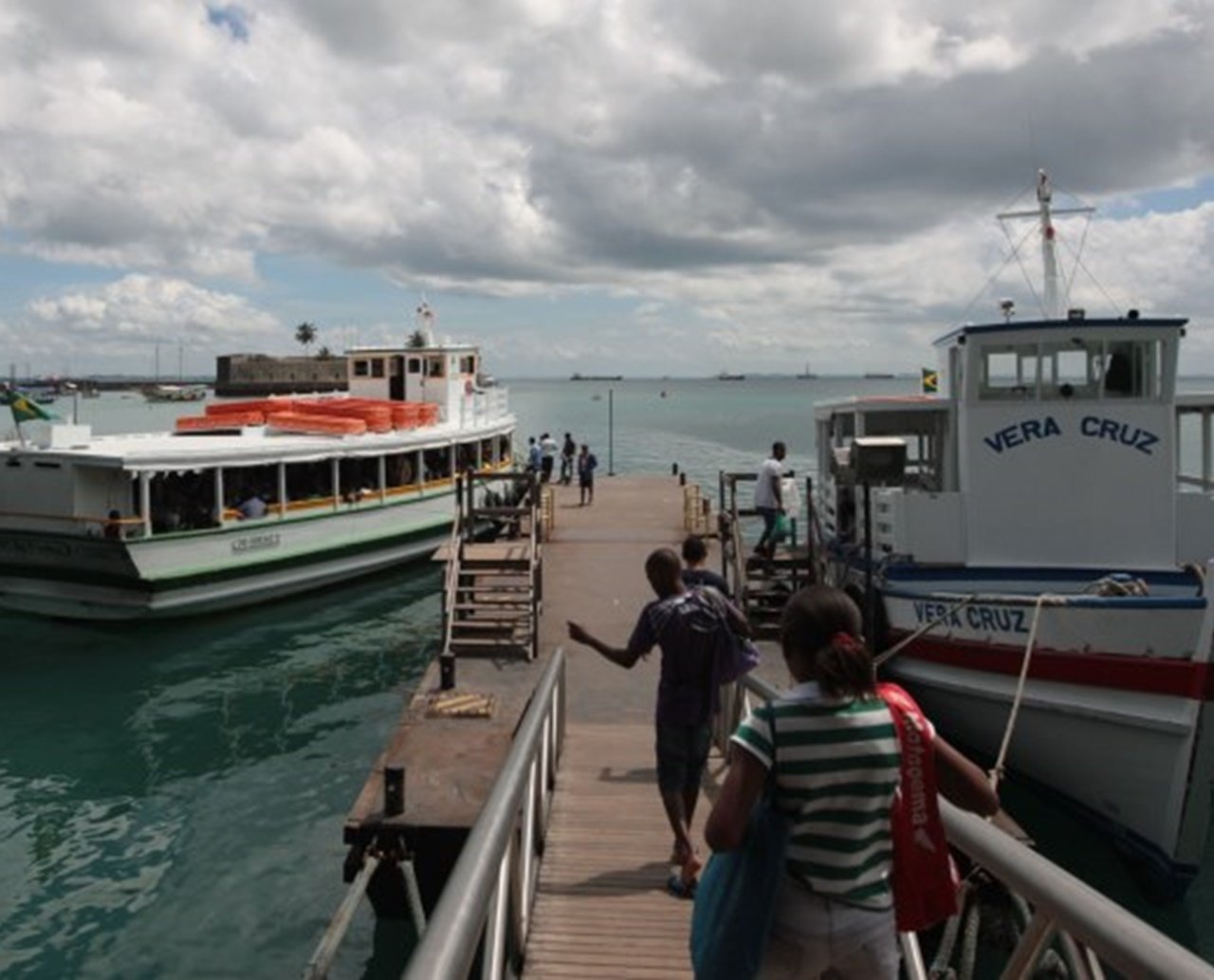 Travessia Salvador-Mar Grande é retomada dois dias após ser suspensa por causa do mau tempo