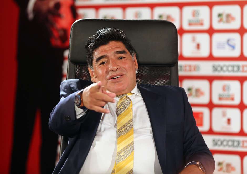 Maradona detona Blatter: &#8220;Fifa virou parque para corruptos&#8221;