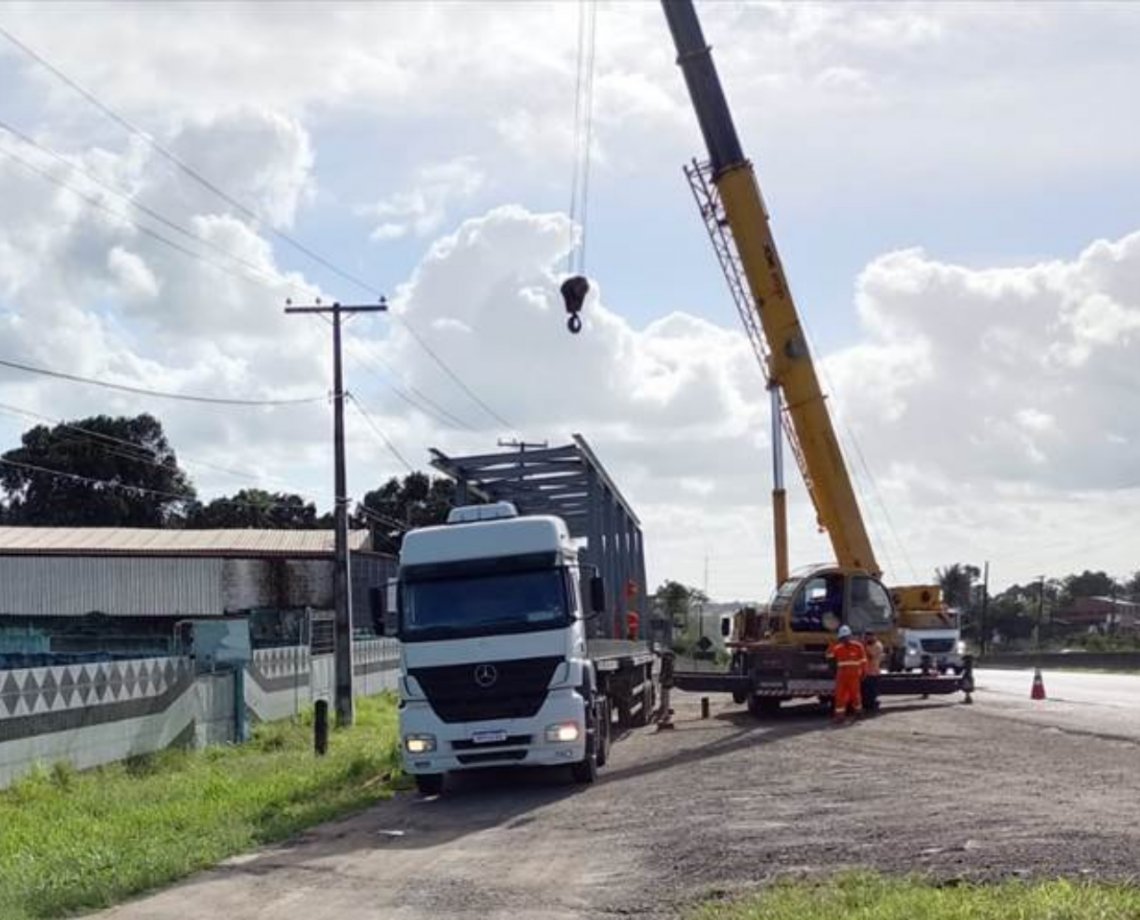 Para construção de passarela, trecho da BR-324 em Amélia Rodrigues sofre interdição neste final de semana