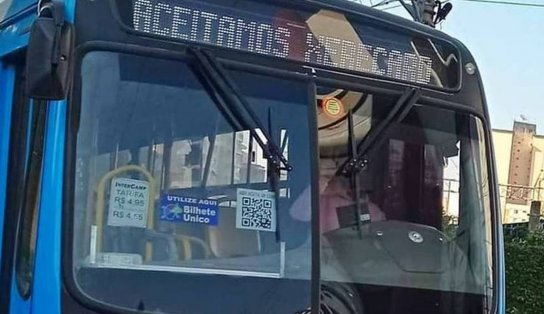 NÃO É DE BOM TOM: funcionário é demitido após colocar frases como 'aceitamos xerecard' em letreiro de ônibus