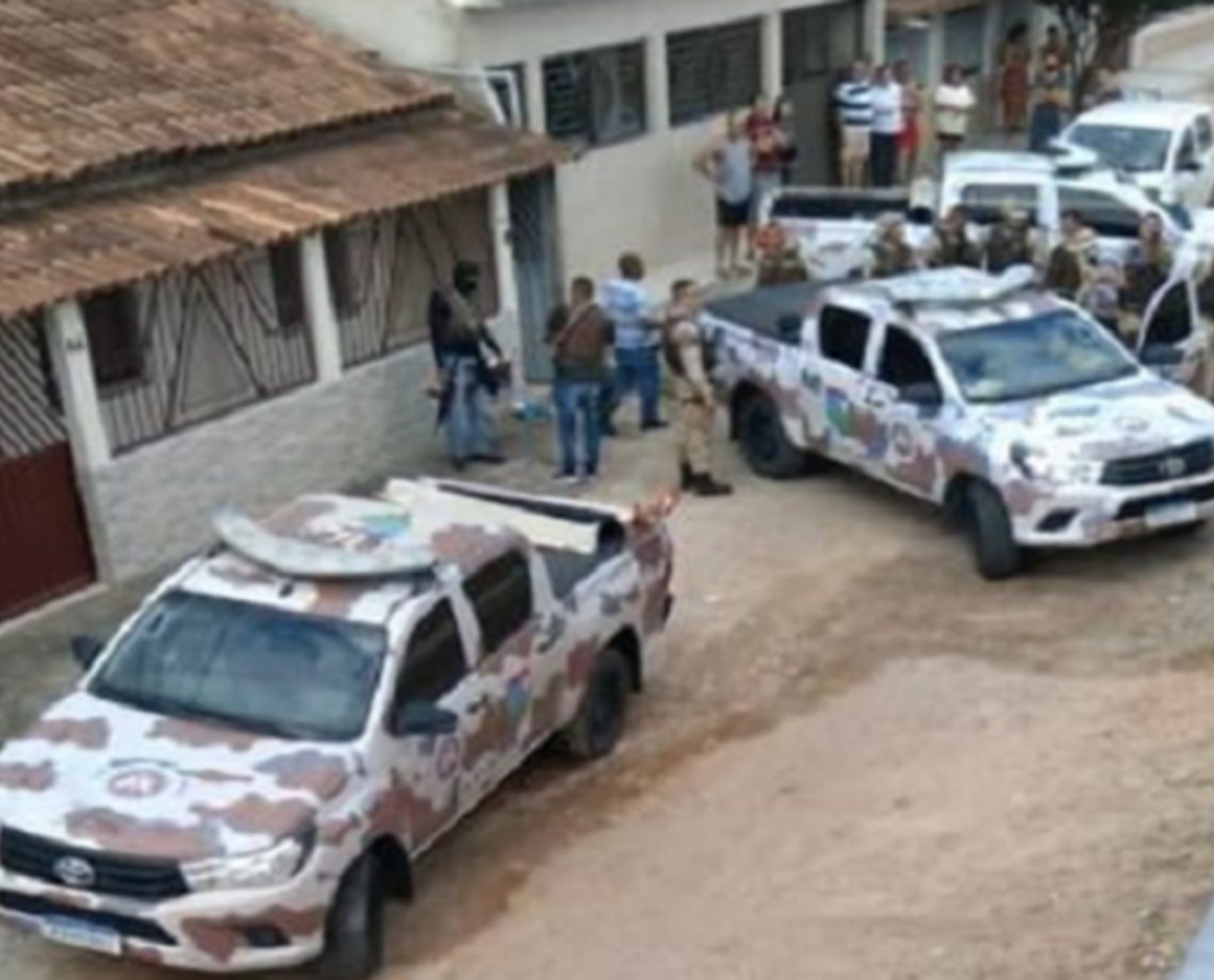 Seis criminosos são mortos durante confronto com a polícia em  Teixeira de Freitas